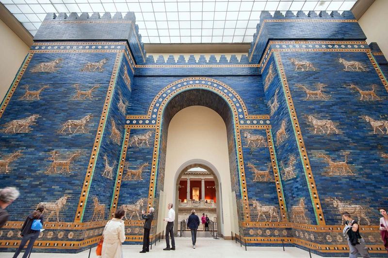 Explore Museum Island