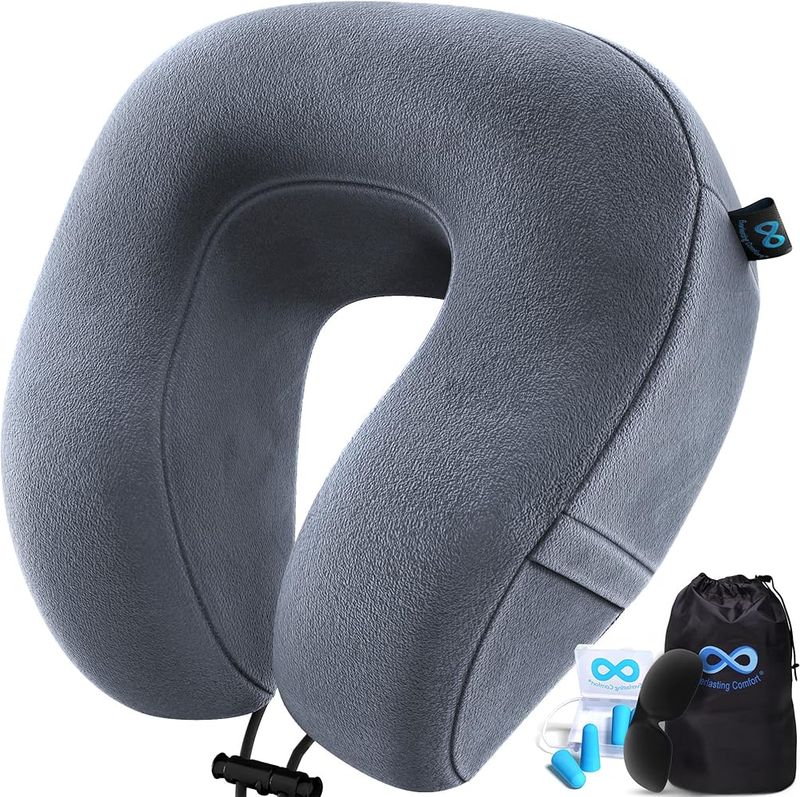 Travel pillow