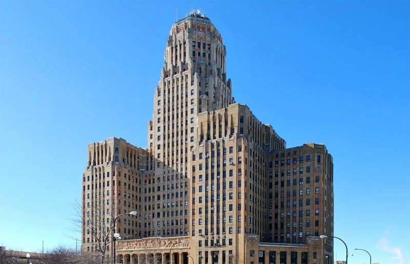 Explore Buffalo City Hall