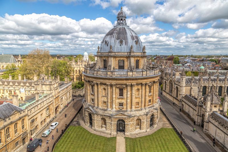 Oxford's Timeless Academic Kingdom