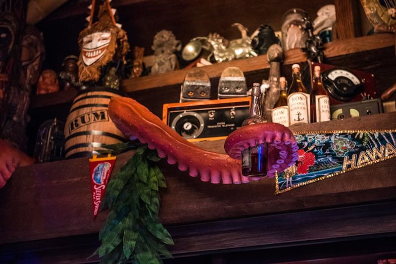 Trader Sam's Grog Grotto – Disney's Polynesian Village Resort
