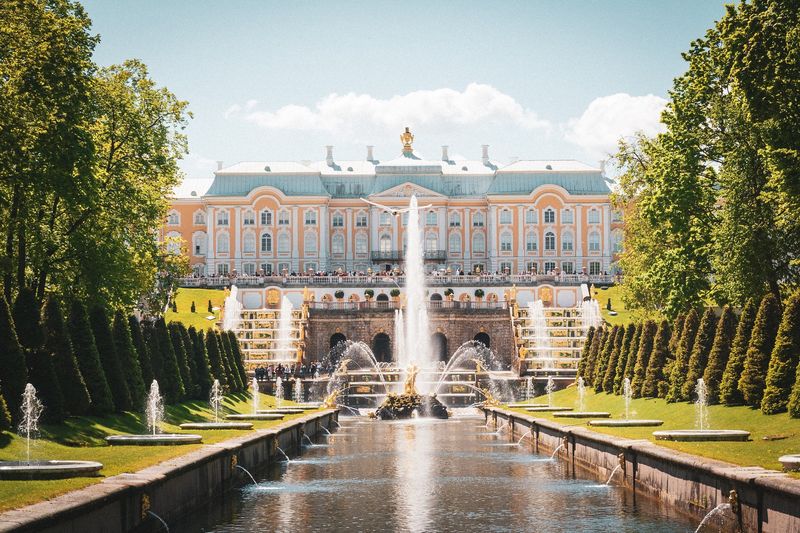 Peterhof Palace: Russia's Fountain Paradise