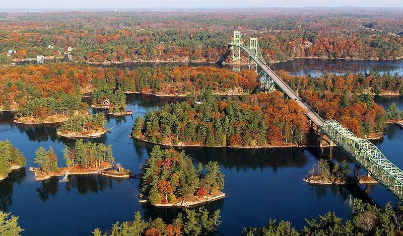 Thousand Islands Parkway