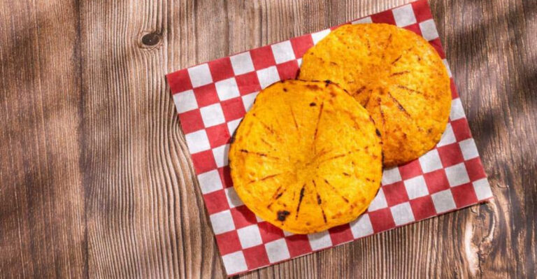 12 Street Foods Every Traveler Should Try To Experience A City Like A Local