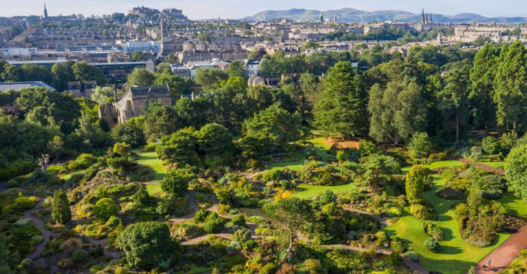 13 Reasons To Visit Edinburgh And 13 Reasons To Avoid It