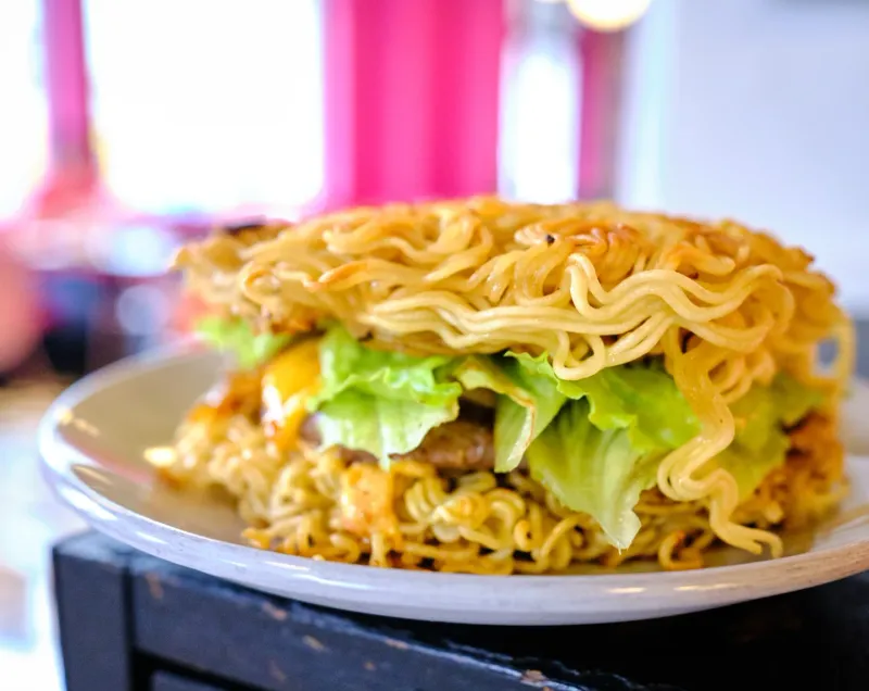 The Ramen Burger (Japan)