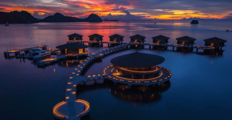 32 Spectacular Overwater Bungalows to Visit Around the World