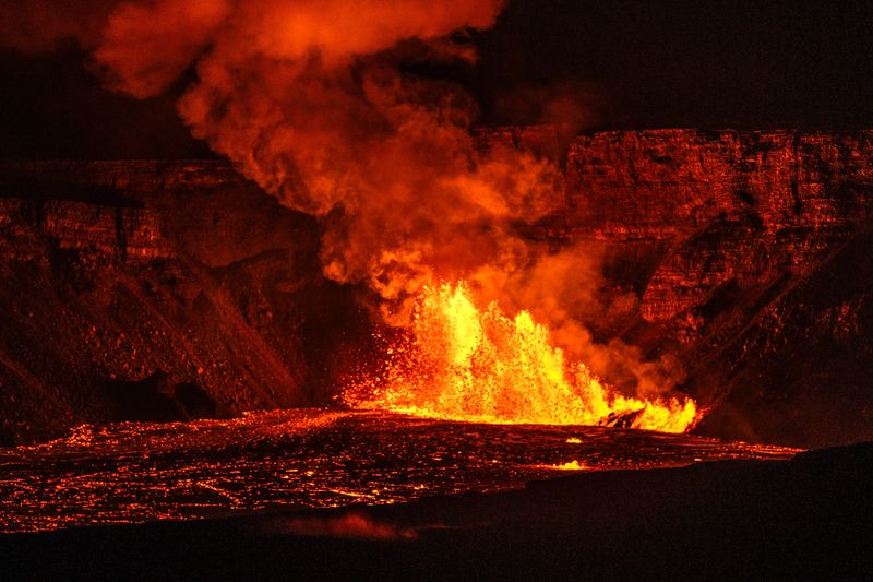 Visit Hawai'i Volcanoes National Park