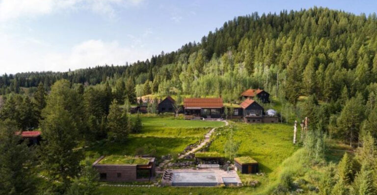 8 Expensive Mountain Town Getaways + 8 Affordable Alternatives