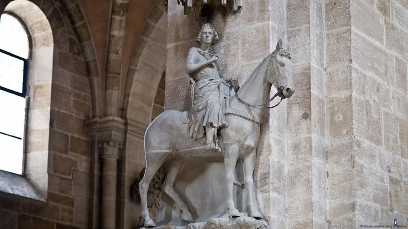 A Statue Shrouded In Mystery