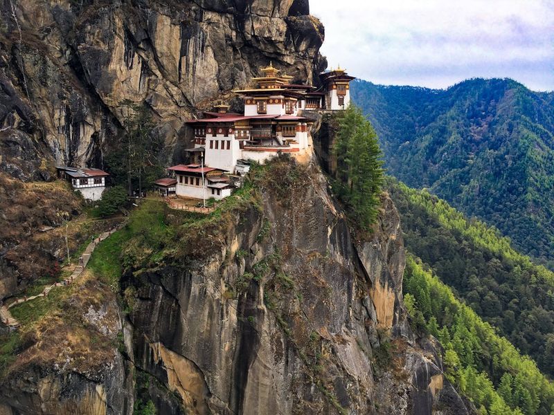 Bhutanese Mountain Monastery Retreat