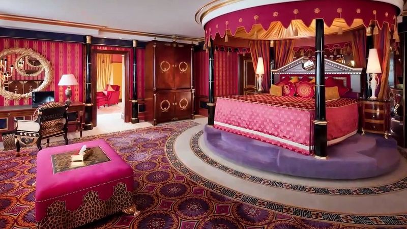 Dubai: Desert Playground for the Ultra-Wealthy