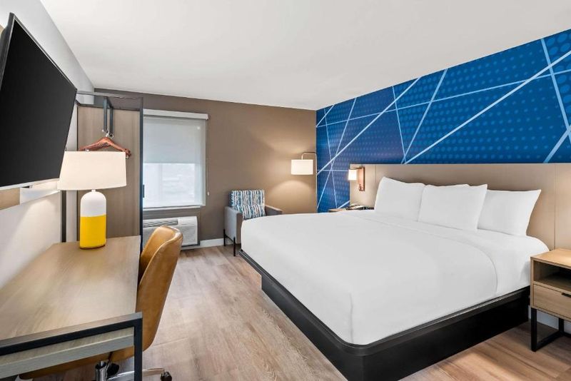 Stay Instead: Comfort Inn