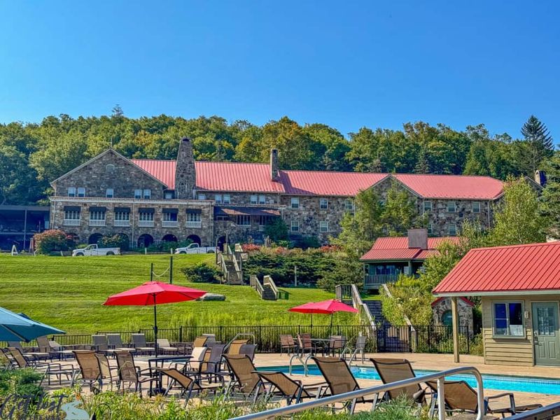 Mountain Lake Lodge - Dirty Dancing