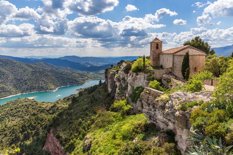Practical Travel Tips For Planning A Rail-And-Hike Spanish Getaway