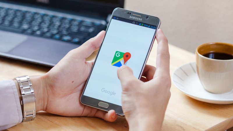 Downloading Offline Maps And Playlists