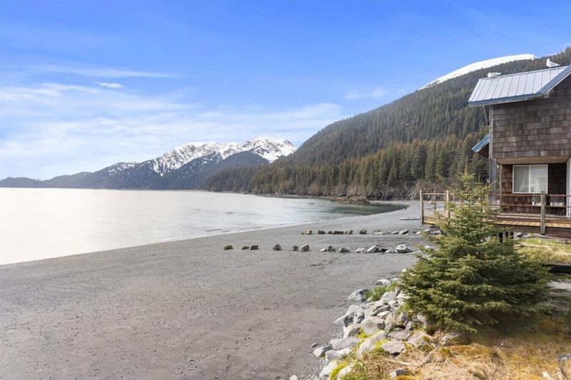 Camp Or Stay Overnight At Lowell Point