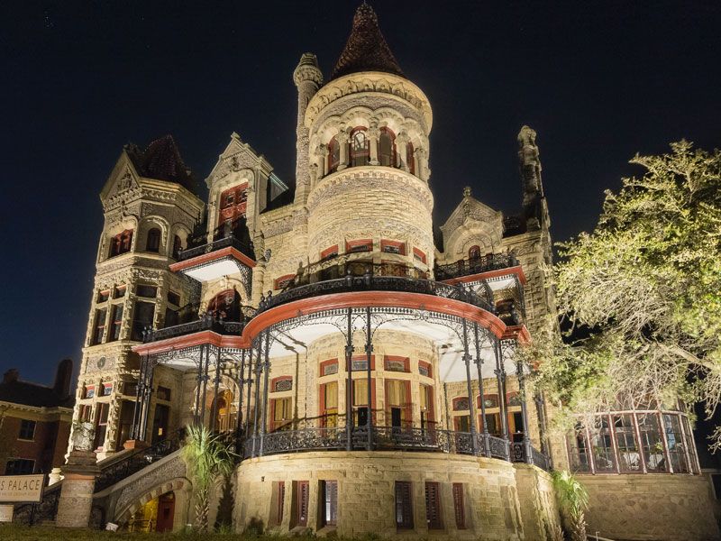 Galveston's Coastal Victorian Charm