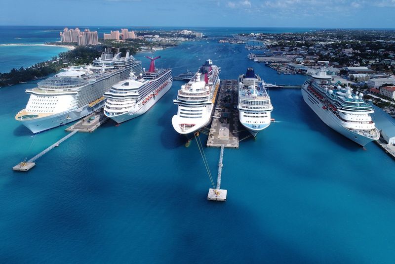 Nassau, Bahamas: Cruise Ship Central with Artificial Experiences