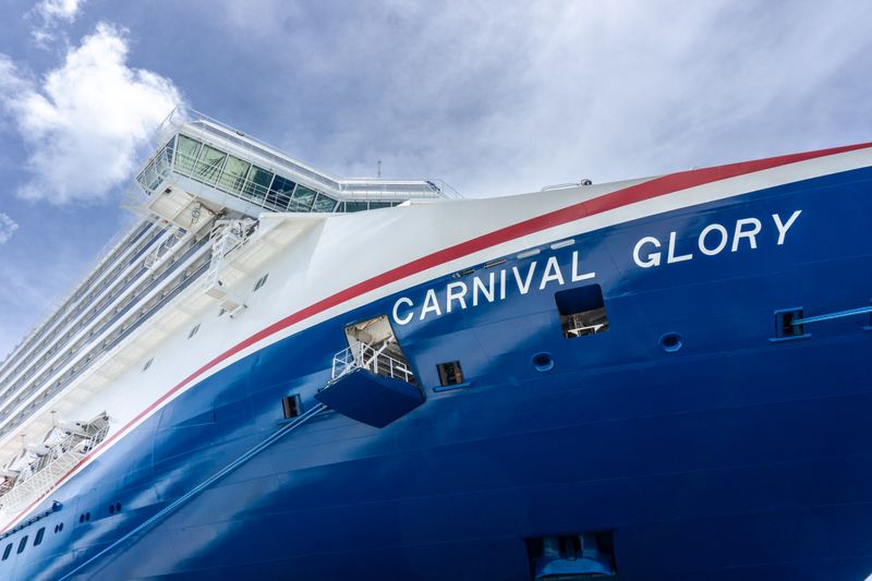 Carnival Glory