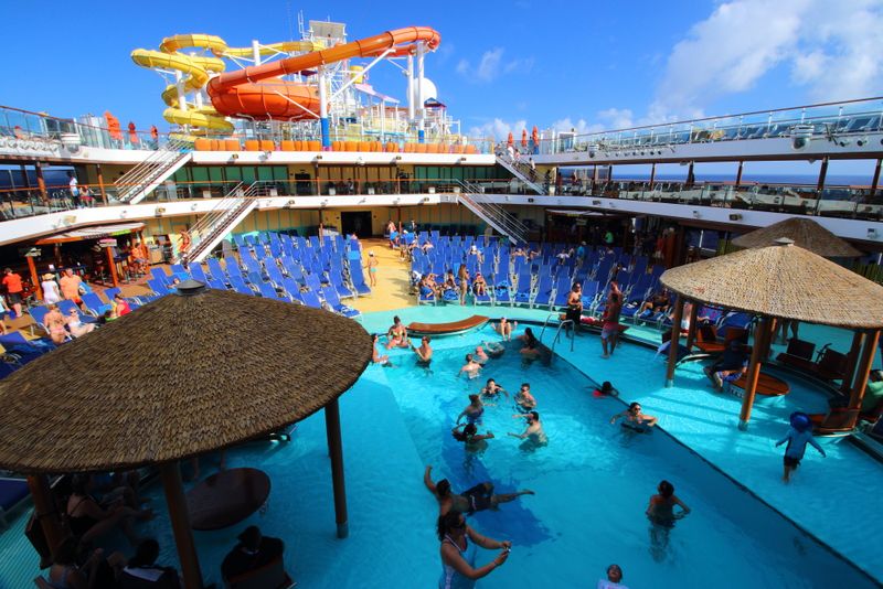 Carnival Breeze