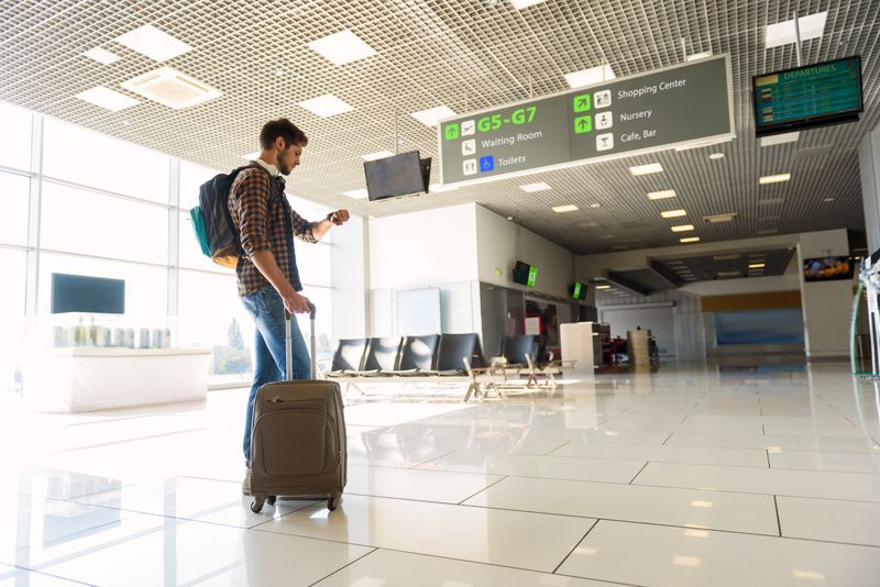 Look Into Midweek Departures