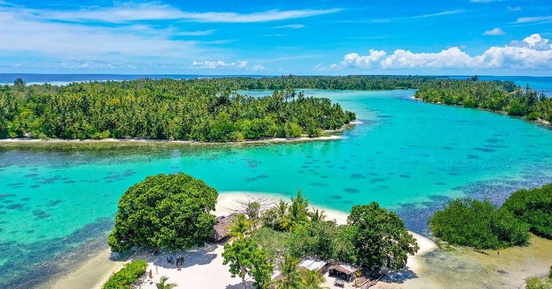 Jungle Trekking in Papua New Guinea: Lost in Uncharted Territory