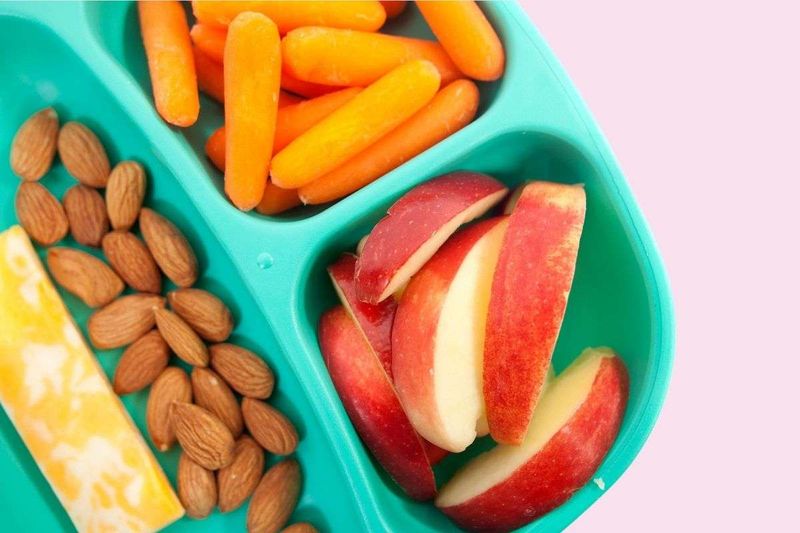 Snacks & Hydration