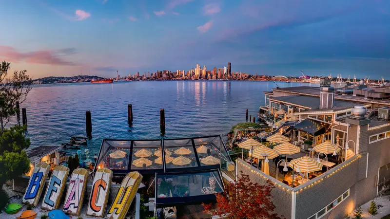 Salty's On Alki Beach – Seattle, WA