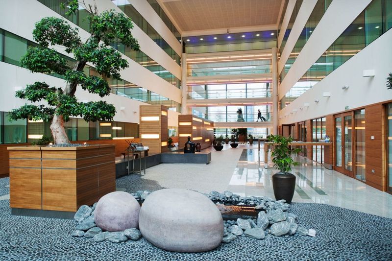 Sofitel London Heathrow (wow)