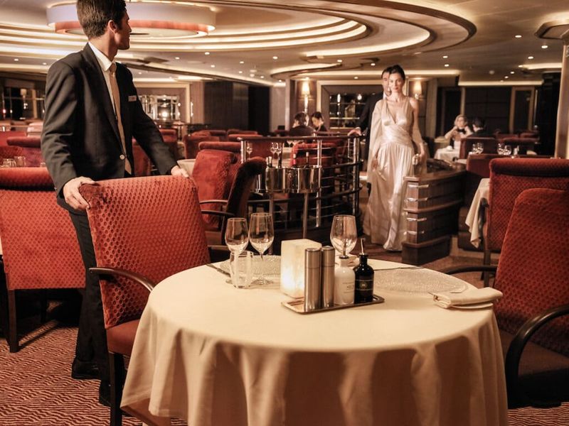 Follow dining room etiquette