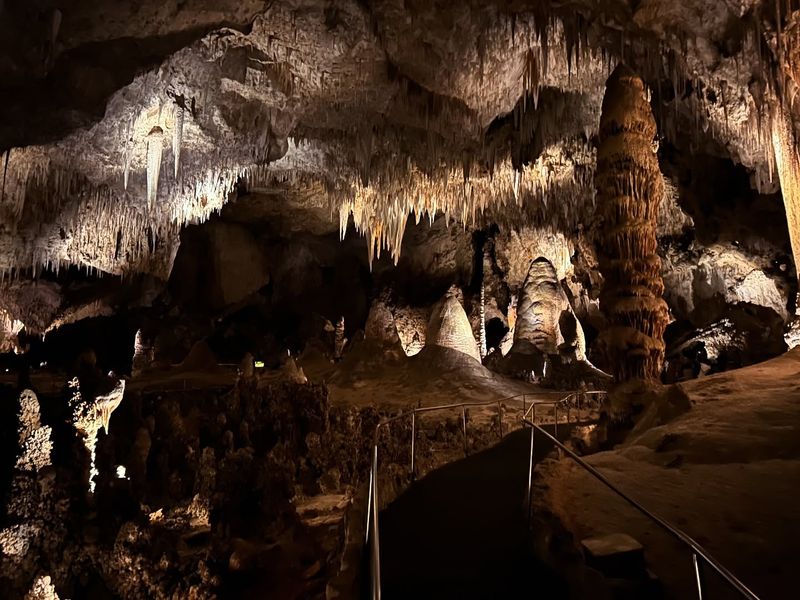 Carlsbad Caverns' Spectacular Formations