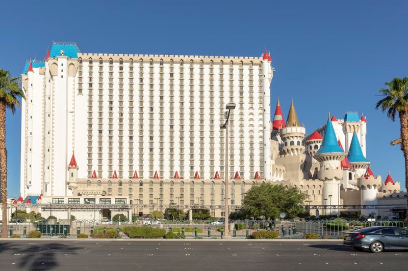 Paying Resort Fees Unexpectedly