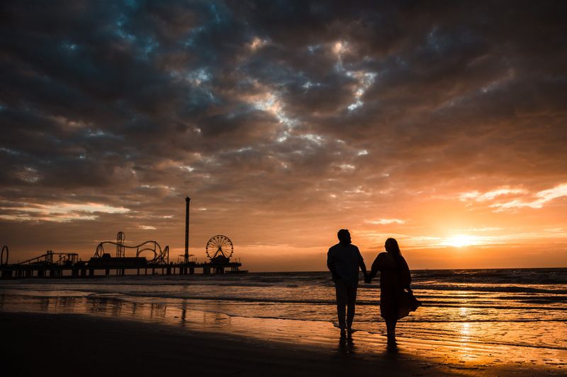 Galveston's Beachfront Hideaways