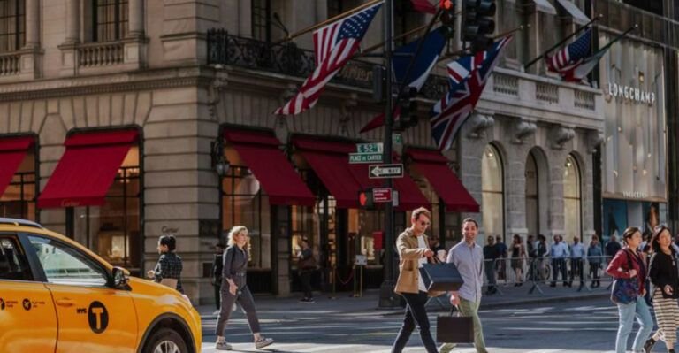 From Cold Shoulders To Warm Welcomes: 7 Nice Cities And 7 Not-So-Nice Ones