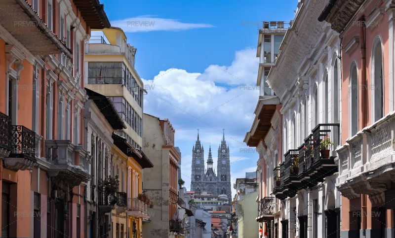 Quito's Historic Center: Colonial Splendor