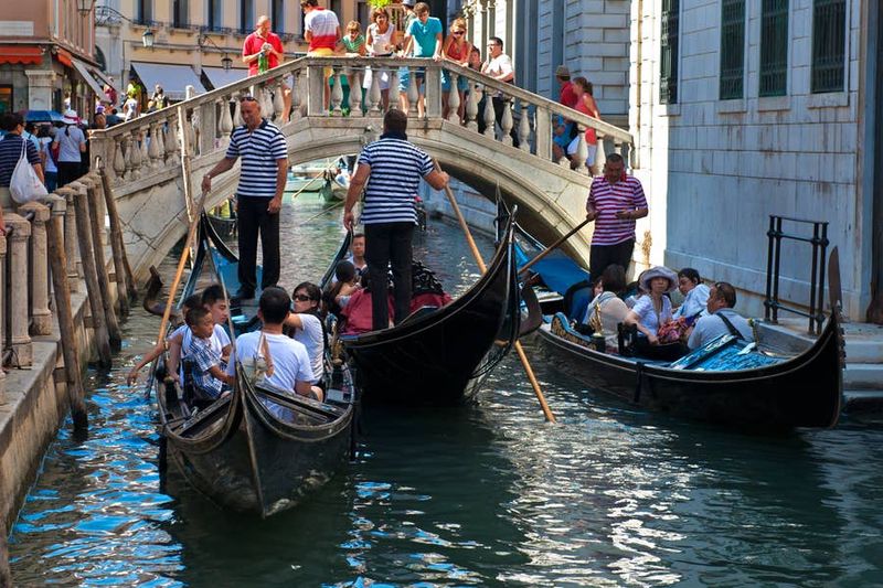 Touristy Gondola Ride in Venice (Fell Flat)