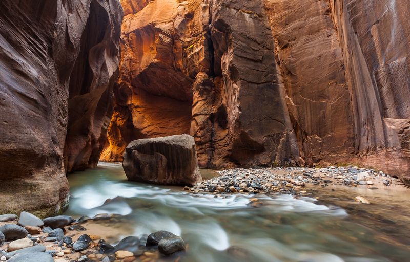 Zion: Red Rock Canyons and Emerald Pools