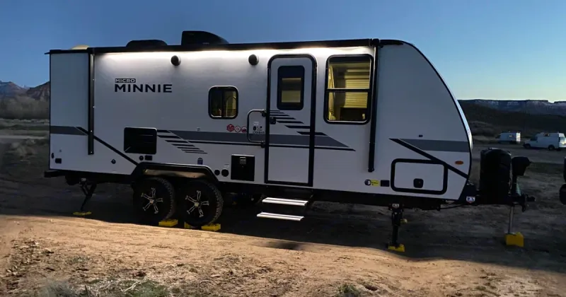 Winnebago Micro Minnie: Proof That Good Things Come in Small Packages