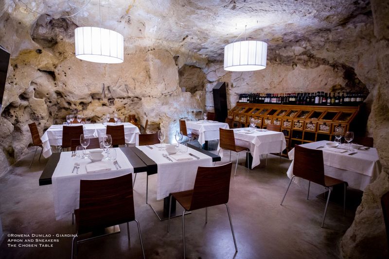 Traditional Cuisine in Ancient Settings