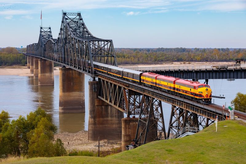 Mississippi River Crossing
