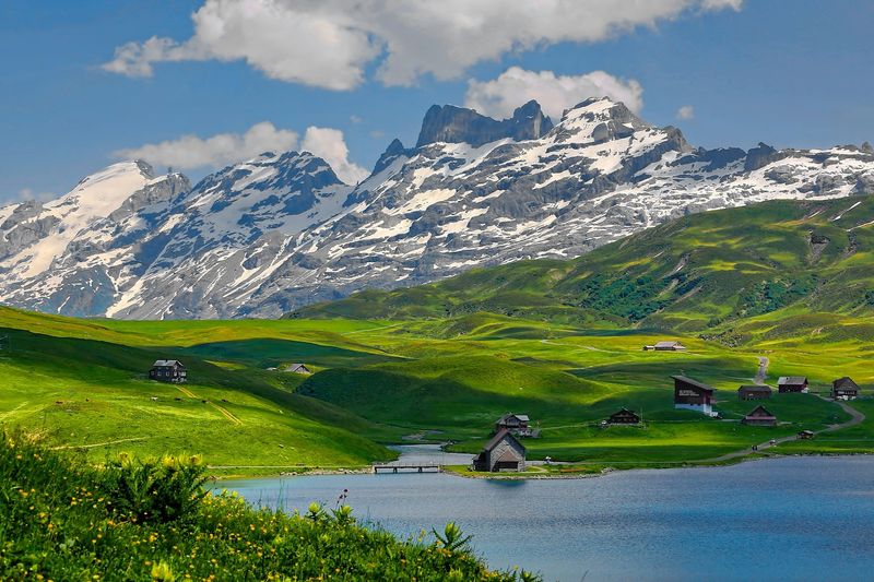 Switzerland: Alpine Wonderland
