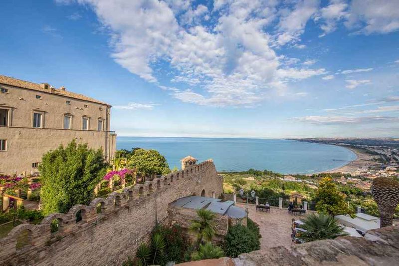 Vasto