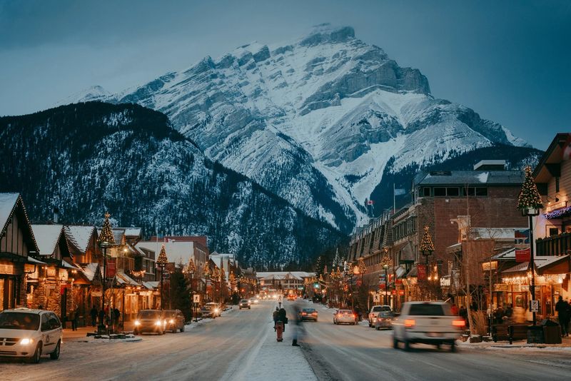 Banff, Canada: Wilderness Winter Wonderland