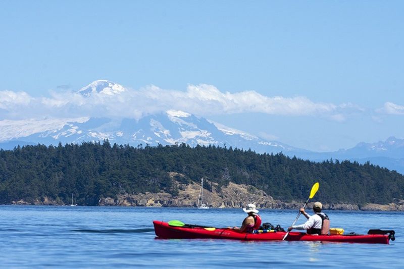 Kayak the San Juan Islands