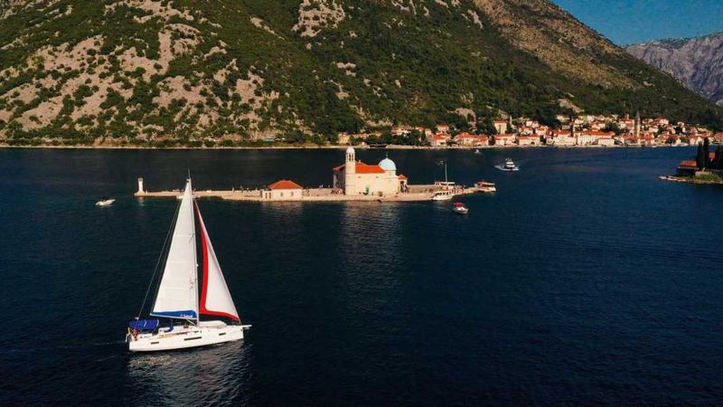 Sailing Sweet Spot (June & September)
