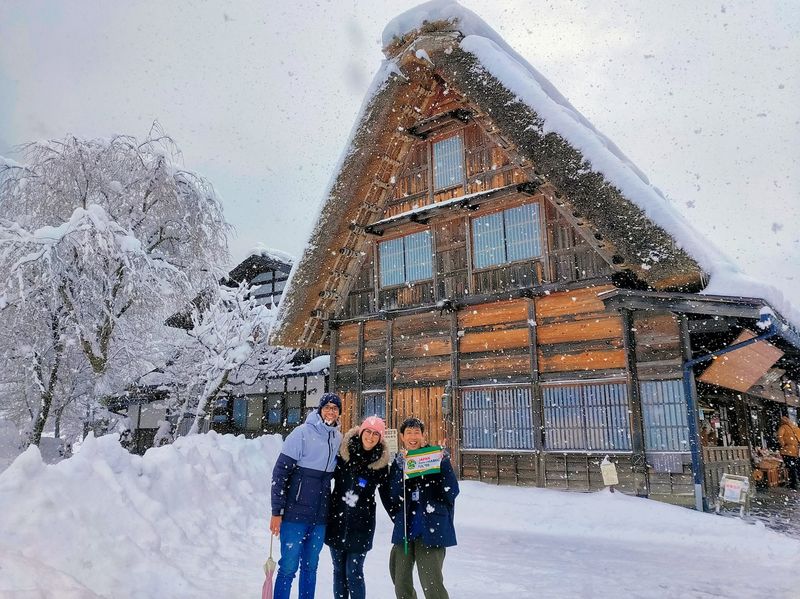 Shirakawa-go, Japan: Snow or Sunshine, Always Entertaining