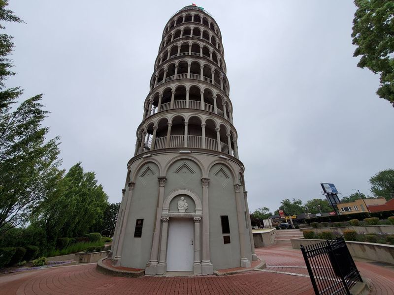 The Leaning Tower Of Niles