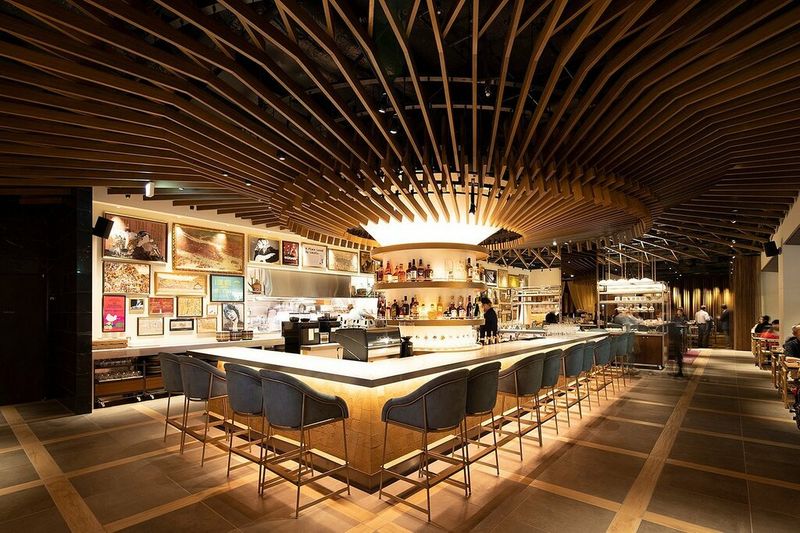 Cross Hotel Kyoto: Stylish Urban Retreat For Design Lovers