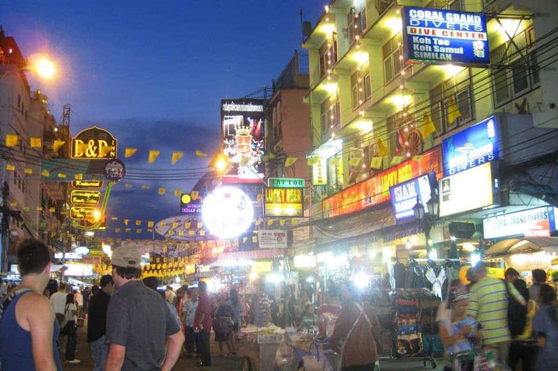 Bangkok's Frenetic Energy Better Suited Solo Adventures